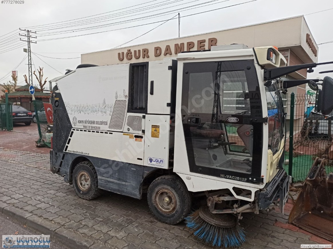 VAKUMLU YOL SÜPÜRME TEMİZLEME ARACI